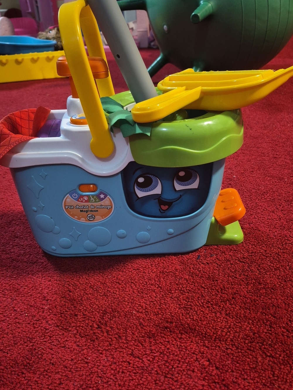 LeapFrog Clean Sweep Learning Caddy COMPLETE French / P'tit Chariot de Ménage